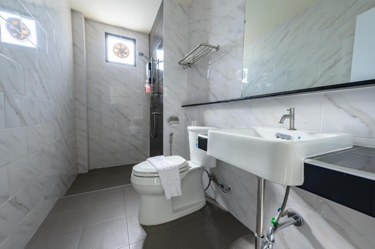 Top Residence سوراثاني المظهر الخارجي الصورة